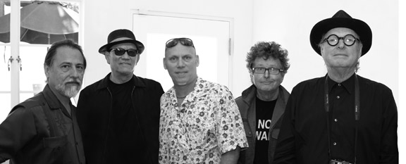 CALI_LOCOS_GRP_SHOT_5_BW---