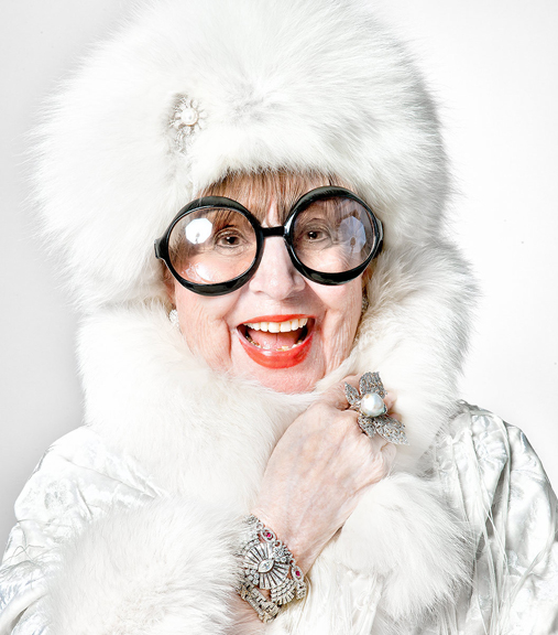 77_1white_harriett_lake