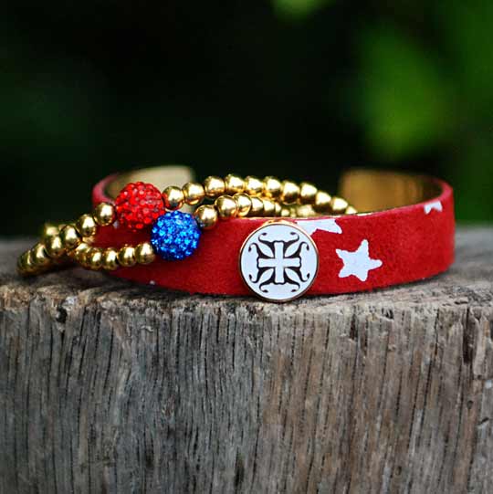 red-starrs-and-2-beads