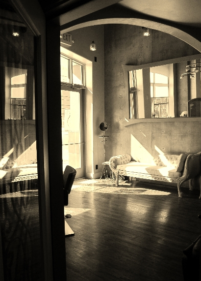 salon-black-and-white