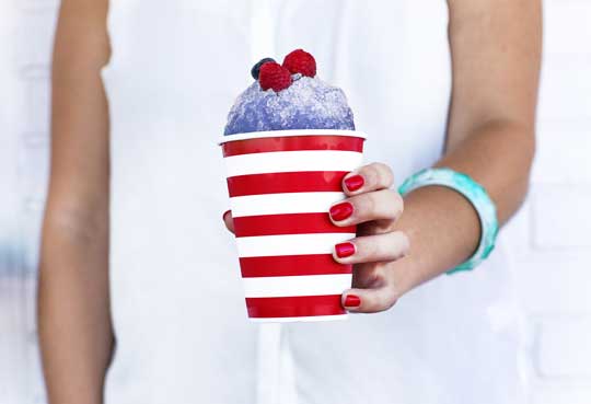 Boozy-Berry-Snow-Cone
